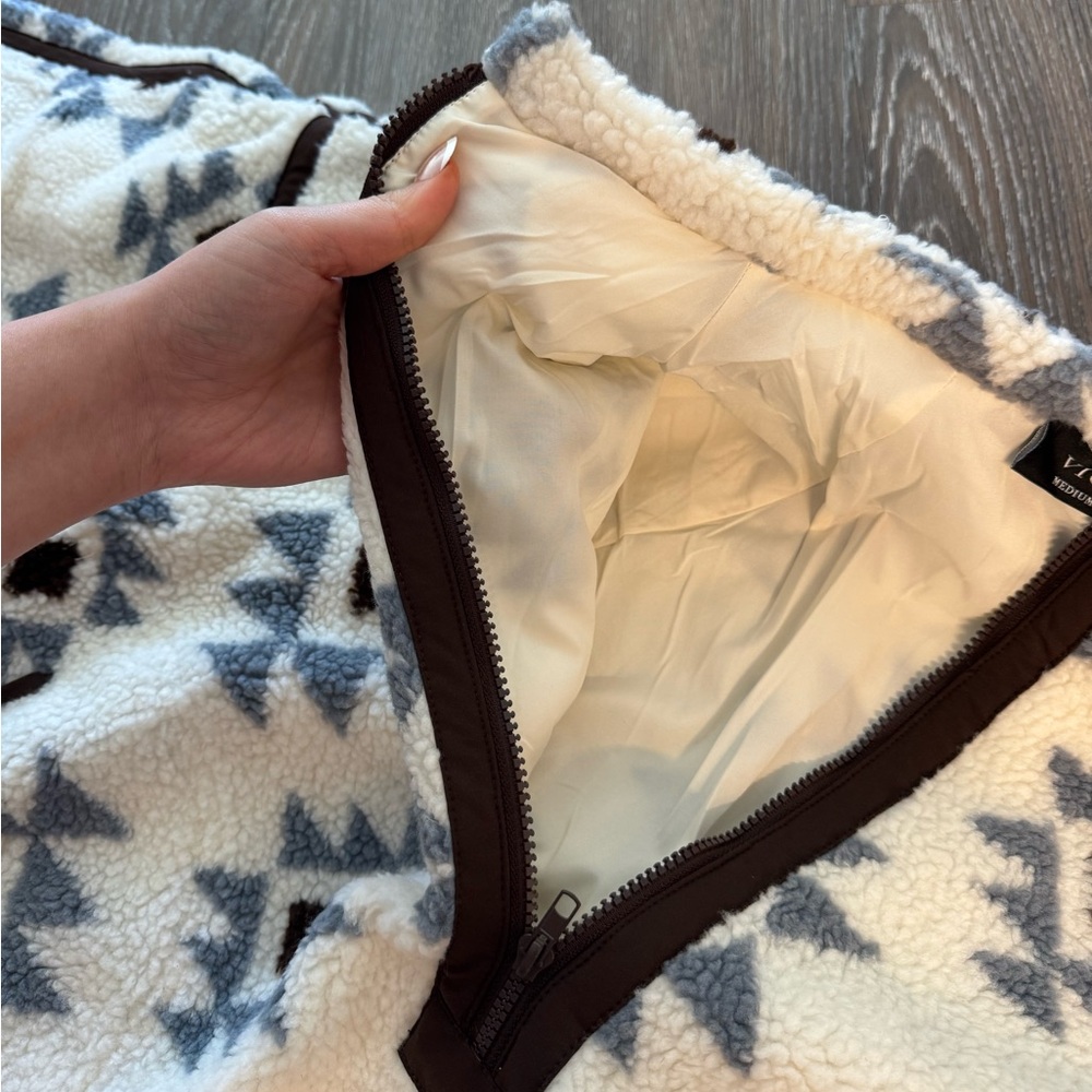VICI Half Zip Pullover - Picture 9 of 10